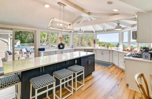 Naples House | Hot Tub While Taking In Lake Front View