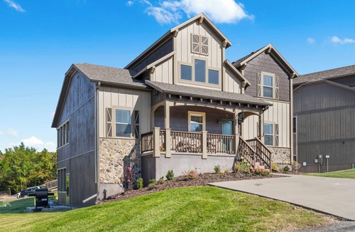 Hollister House | Hot Tub, Zero entry outdoor pool, Pool & Airhockey