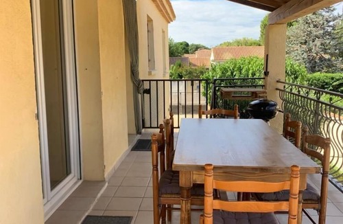 Eyguieres House | Hote Provence