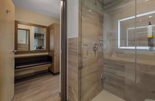 Calgary Hotel | Hotel 11, MOD A Sonesta Collection