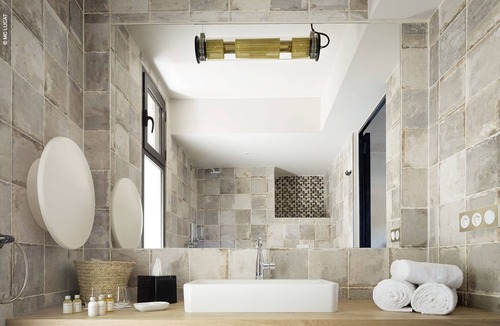 Leucate Hotel | Hotel 19-21