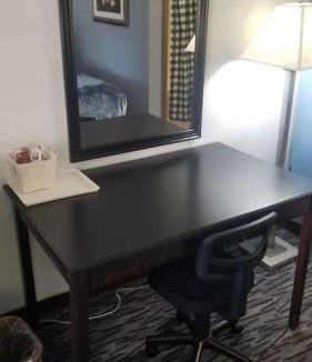 Stillwater Apartment | Hotel 2 Queen Beds Hotel Room 212 Booking