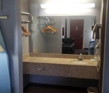 Stillwater Apartment | Hotel 2 Queen Beds Room 231 Booking