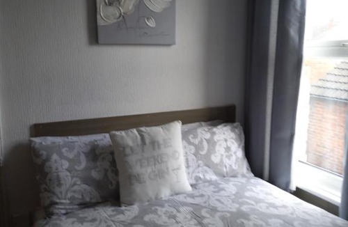 Blackpool Town Center House | Hotel 33