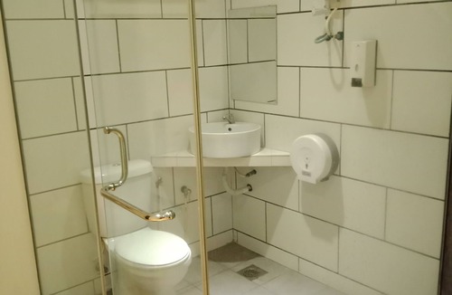 Bukit Beruntung Hotel | Hotel 77