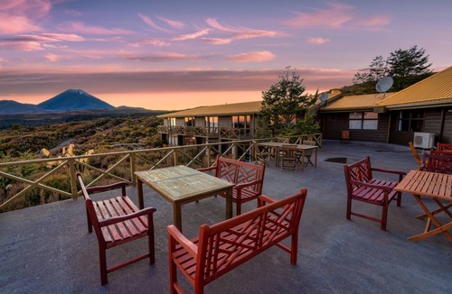 Whakapapa Hotel | Hotel ∙ 8 guests