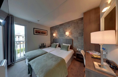 Villebon-sur-Yvette Hotel | Hotel Acadie Les Ulis