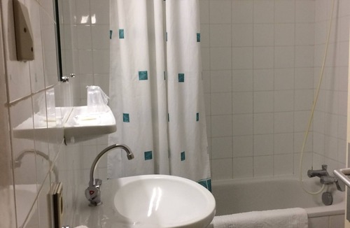 Boutonnet Hotel | Hotel Acapulco