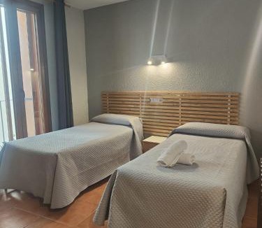Jaca Hotel | Hotel Acebo Plaza Mayor