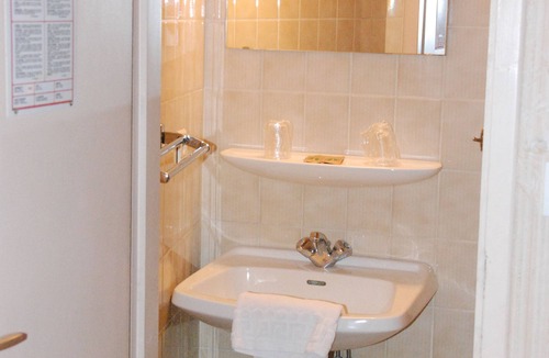Lourdes Hotel | Hotel Acropolis