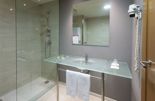 Los Arenales del Sol Hotel | Hotel AG Express Elche