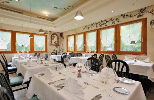 Oberwald Hotel | Hotel Ahorni