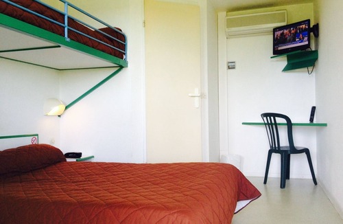 Cazeres-sur-l'Adour Hotel | Hotel Aireco