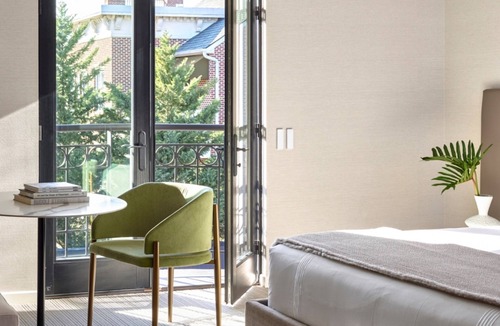 Old Town North Hotel | Hotel AKA Alexandria