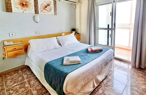 Los Cuarteros Hotel | Hotel Alaska