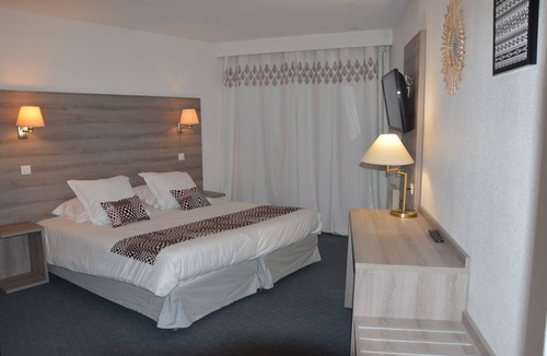 Valras-Plage Hotel | Hotel Albizzia