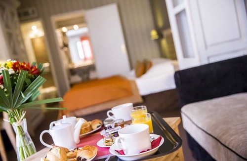Deauville City Centre Hotel | Hotel Almoria
