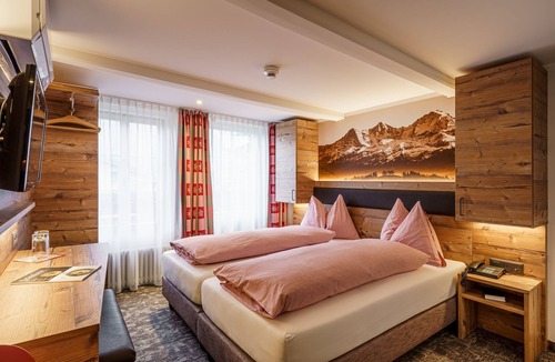 Wilderswil Hotel | Hotel Alpenblick