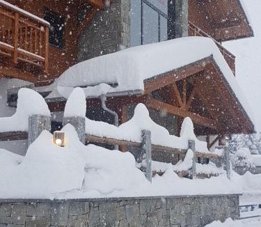Leukerbad Hotel | Hotel Alpenblick-Leukerbad-Therme