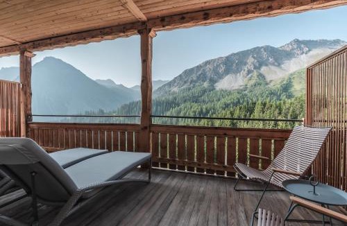 Arosa Hotel | Hotel Alpensonne - Panoramazimmer & Restaurant