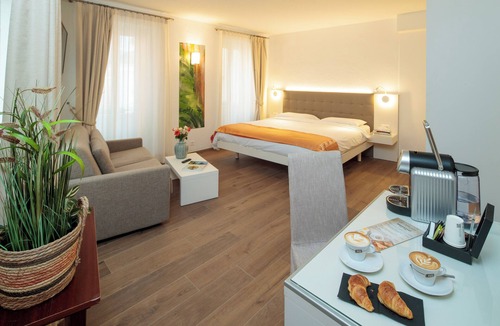 Locarno Hotel | Hotel America