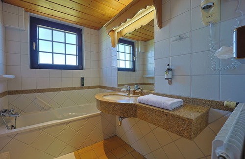 Itterswiller Hotel | Hotel Arnold