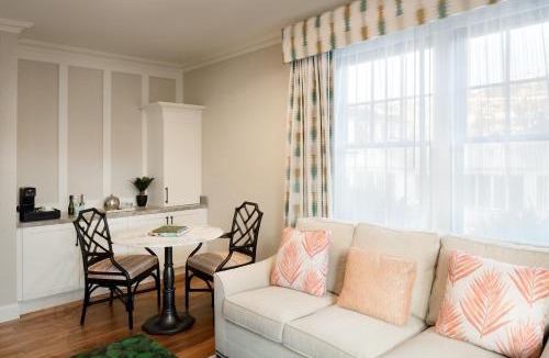 Avalon Hotel | Hotel Atwater