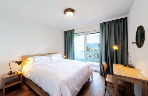 Cully Hotel | Hotel Au Major Davel