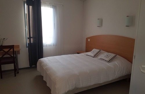 Hautefort Hotel | Hotel Au Périgord Noir