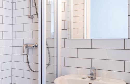 Brotteaux Hotel | Hotel Au Patio Morand