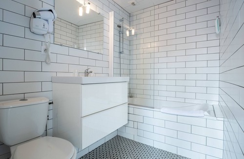 Brotteaux Hotel | Hotel Au Patio Morand