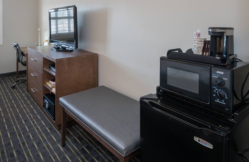 San Bruno Hotel | Hotel Aura SFO