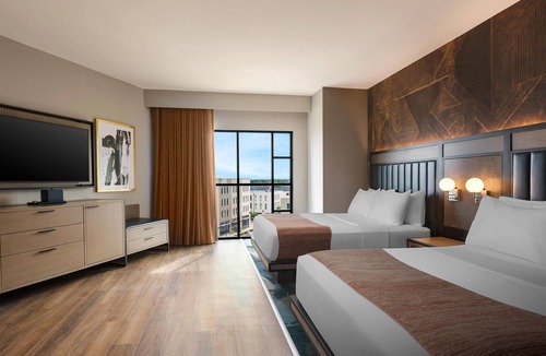 Rogers Hotel | Hotel Avail Rogers, Tapestry Collection By Hilton