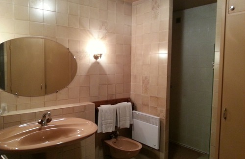 La Freissinouse Hotel | Hotel Azur