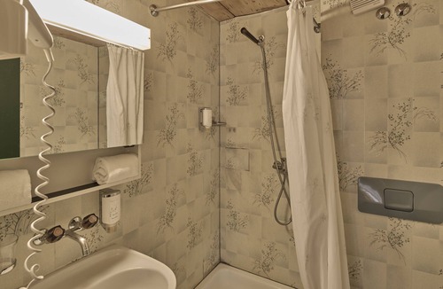 Wilderswil Hotel | Hotel Bären - The Bear Inn