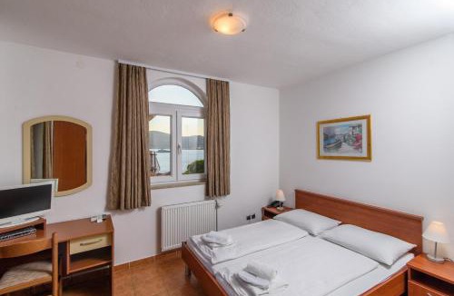 Okrug Gornji Bed & Breakfast | Hotel B&B Villa Paula