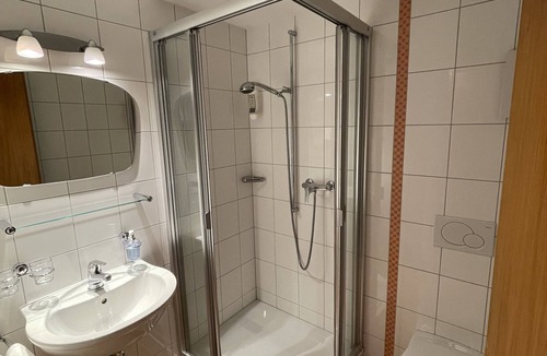 Ausserberg Cabin | Hotel Bahnhof Ausserberg