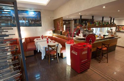 Pedrinate House | Hotel Bahnhof Haus