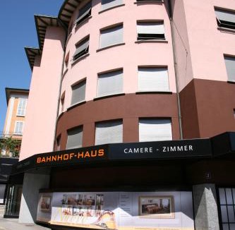 Pedrinate House | Hotel Bahnhof Haus