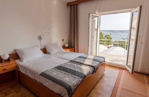 Starigrad Hotel | Hotel Barba