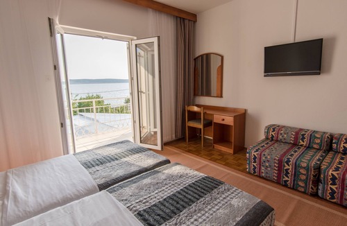 Starigrad Hotel | Hotel Barba