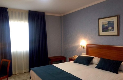Almussafes Hotel | Hotel Bartos
