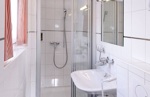 Unterseen Hotel | Hotel Beausite