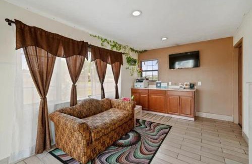 Beeville Hotel | Hotel Beeville -US 181