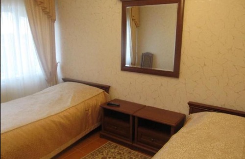 Zavodskoi Hotel | Hotel Begemot