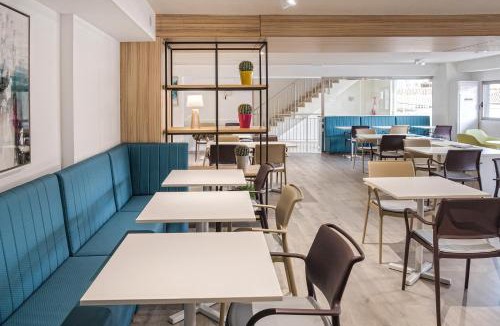 Vall de Uxo Hotel | Hotel Belcaire
