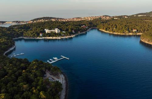 Cove Murtar Hotel | Hotel Bellevue