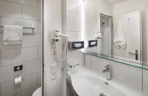 Monte Carasso Hotel | Hotel Bellinzona Sud Swiss Quality