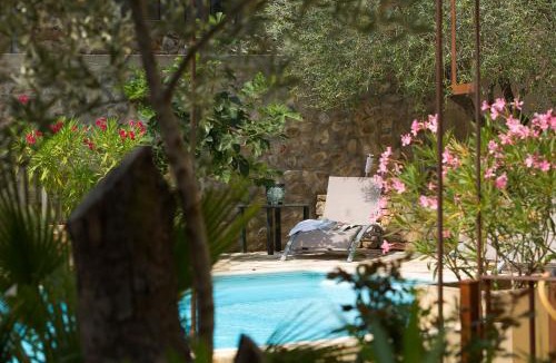 Vallon-Pont-d'Arc Hotel | Hotel Berneron