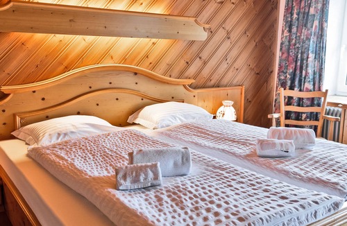 Ospizio Bernina Hostel | Hotel Bernina Hospiz - Hostel